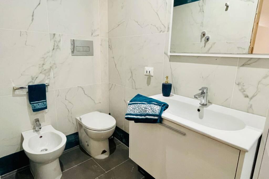 Trapani Centro Storico Apartment, Great Central Location! All New Furniture And Appliances! Luaran gambar