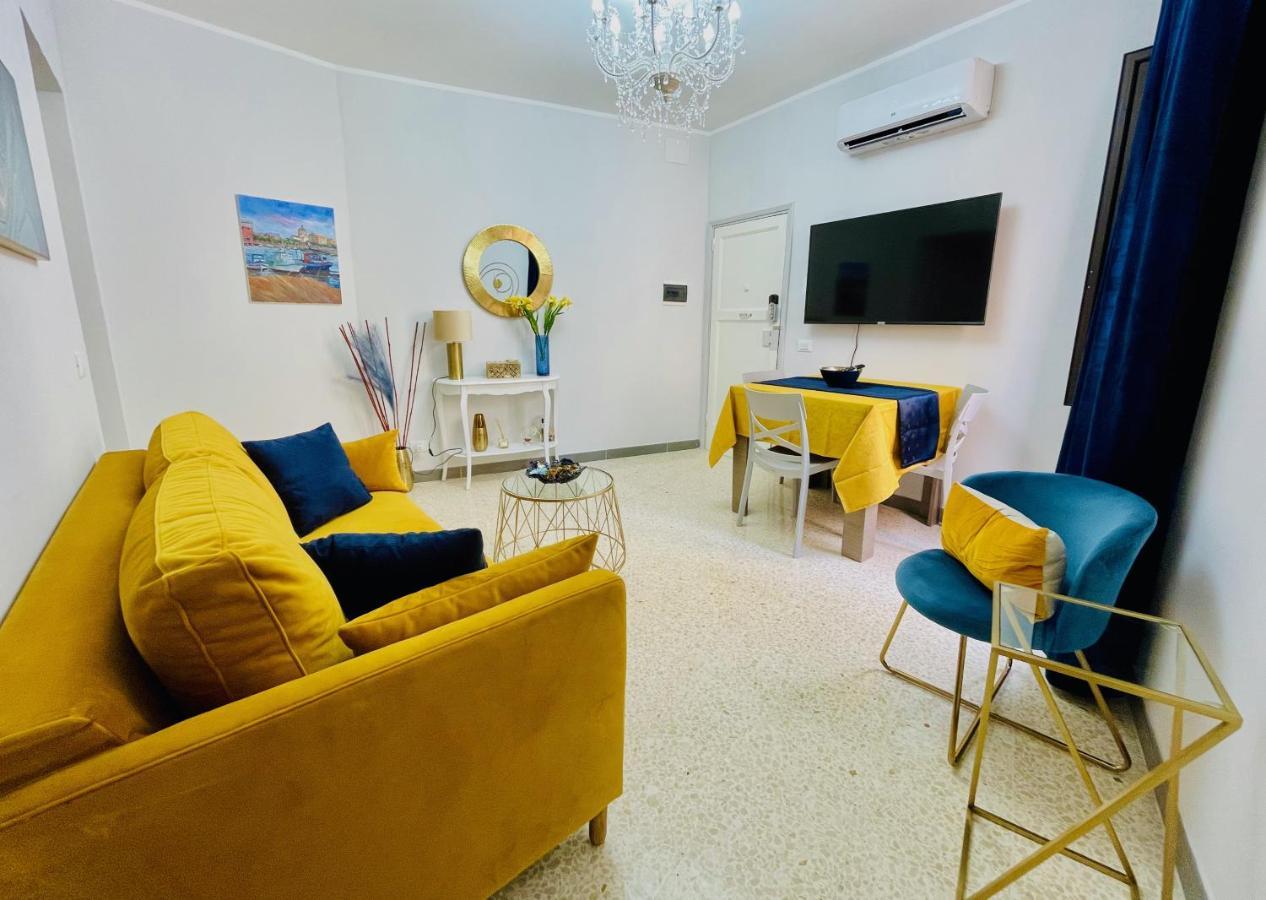 Trapani Centro Storico Apartment, Great Central Location! All New Furniture And Appliances! Luaran gambar